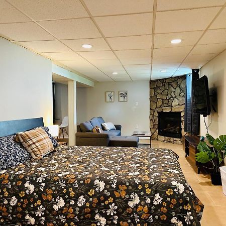 Campu'S Basement Studio W/ Private Entrance Cherry Hills Village Esterno foto